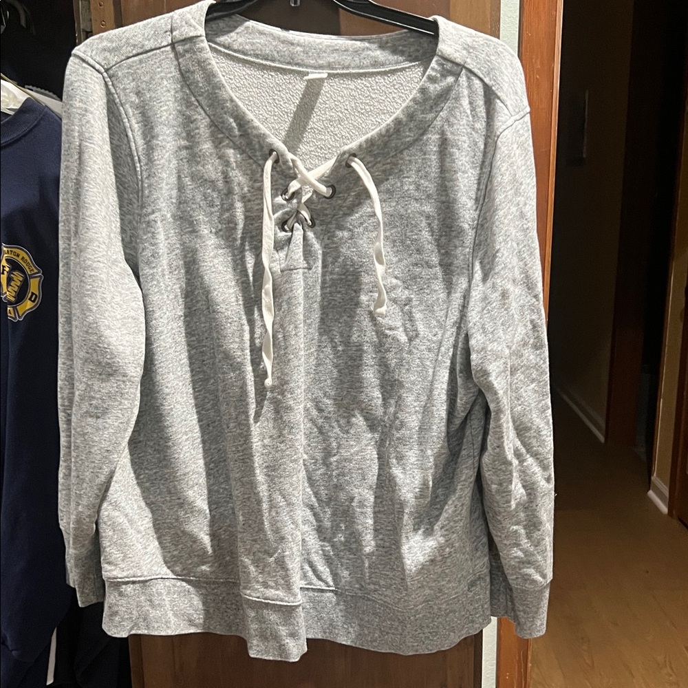 Old Navy Gray Tie Front Long Sleeve Hoodie